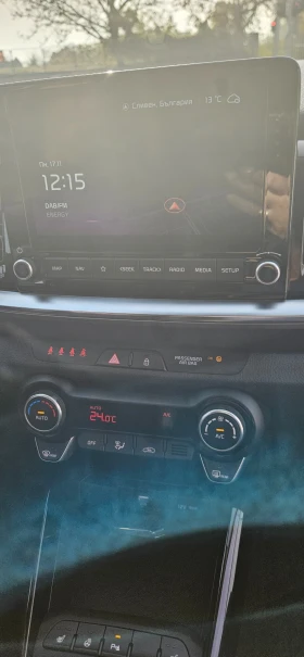 Kia Stonic, снимка 16