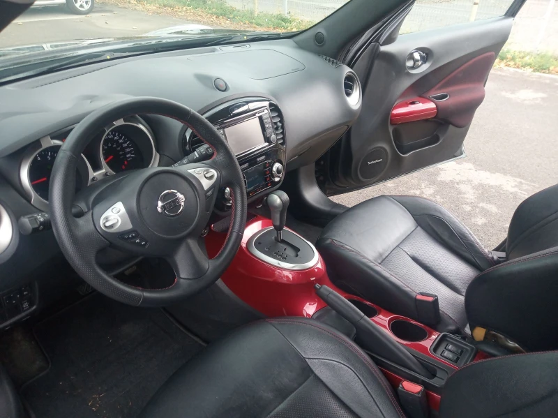 Nissan Juke, снимка 12 - Автомобили и джипове - 48137853