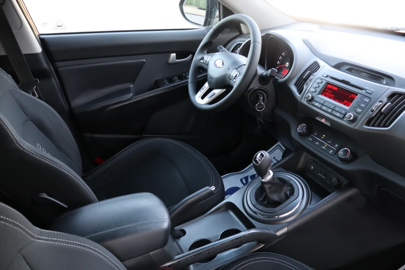 Kia Sportage 1.7CRDI* TOP, снимка 16 - Автомобили и джипове - 50442664
