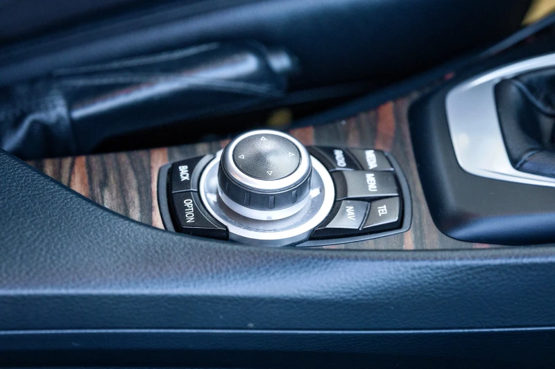 BMW X1, снимка 12 - Автомобили и джипове - 52283830