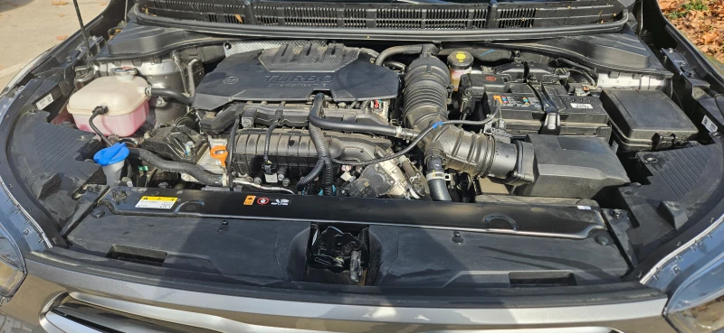 Kia Stonic, снимка 10 - Автомобили и джипове - 52597877