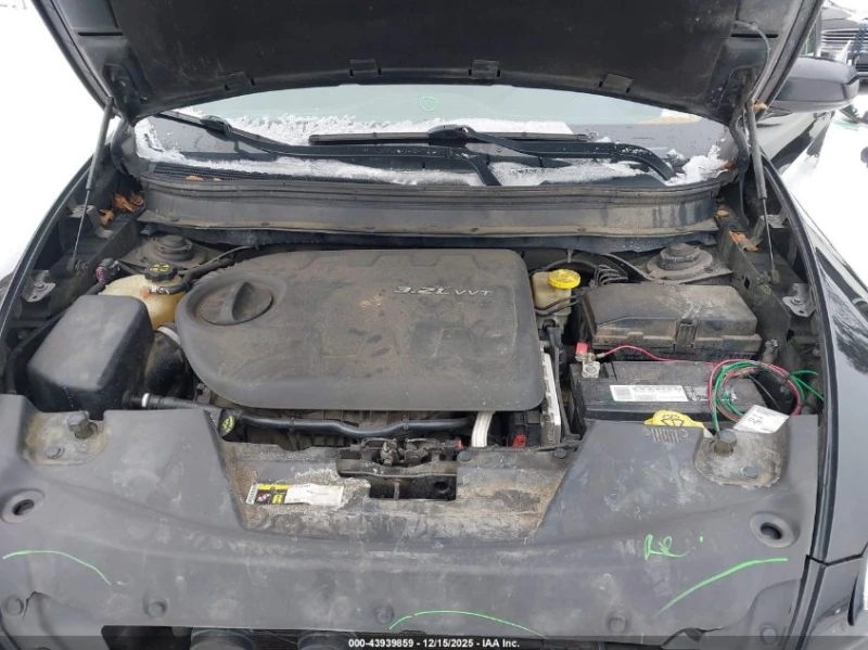 Jeep Cherokee 3.2L V-6 DOHC, 271HP 4X4 Drive, снимка 10 - Автомобили и джипове - 52915363