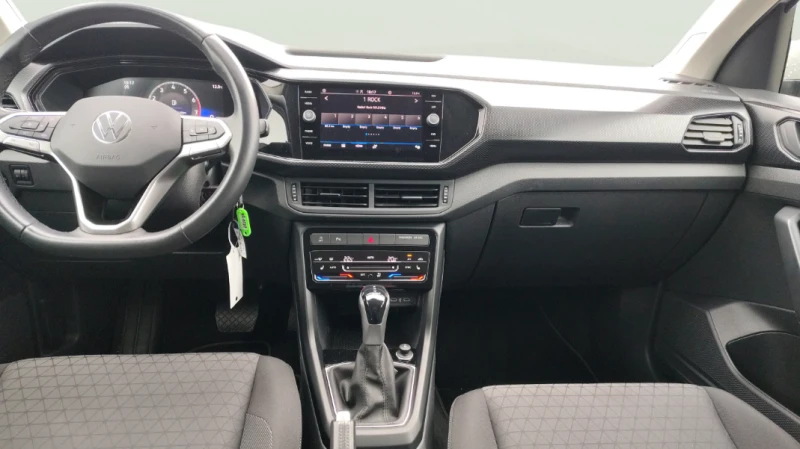 VW T-Cross 1.0 TFSI, снимка 10 - Автомобили и джипове - 53255083