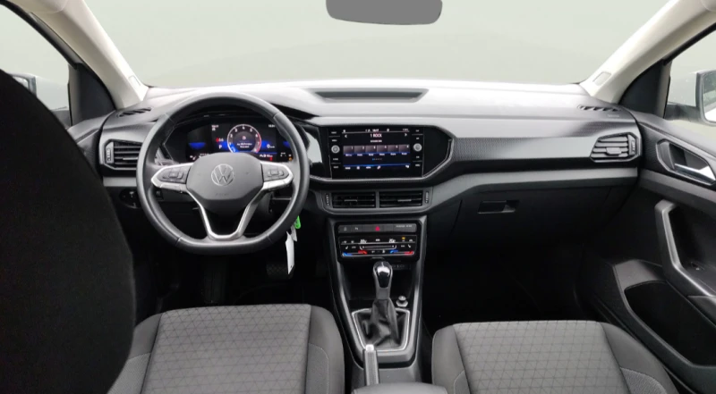 VW T-Cross 1.0 TFSI, снимка 9 - Автомобили и джипове - 53255083