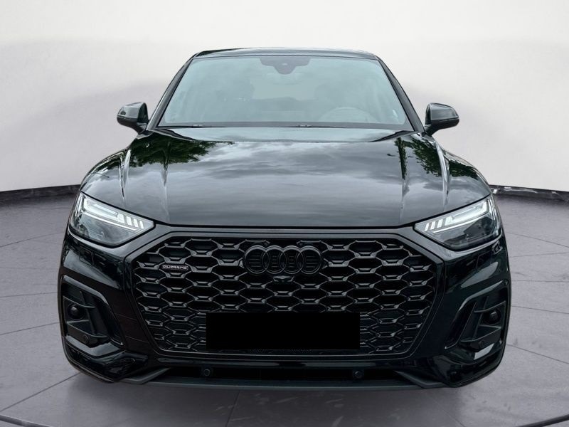 Audi Q5 40TDI Sportback = S-line= Black Optic Plus Гаранци, снимка 1 - Автомобили и джипове - 46348261