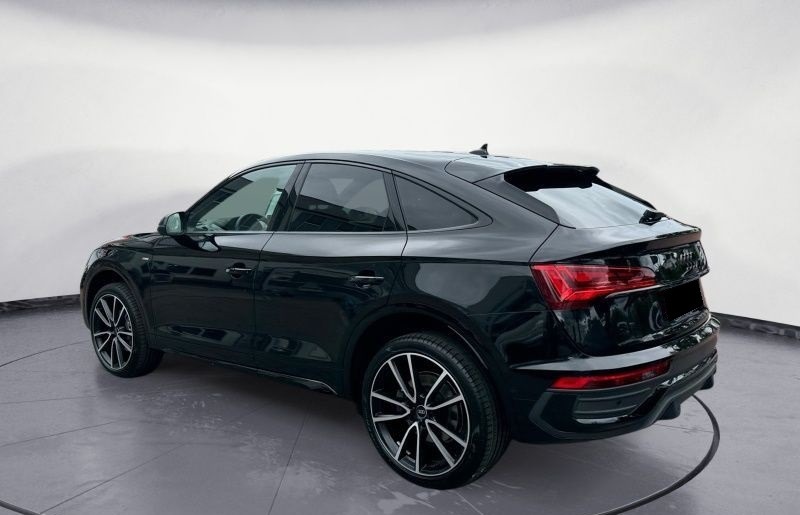 Audi Q5 40TDI Sportback = S-line= Black Optic Plus Гаранци, снимка 3 - Автомобили и джипове - 46348261
