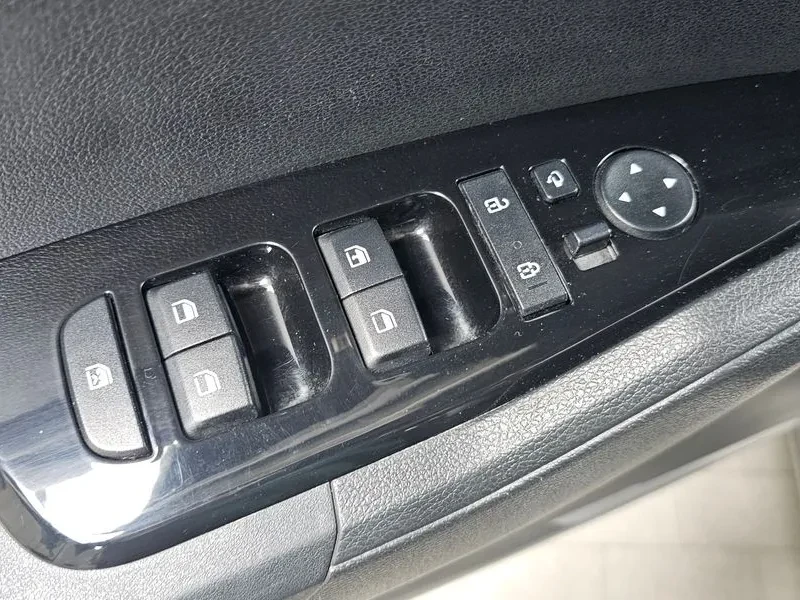 Kia Sportage 5Th Generation Gasoline 1.6 Turbo 2Wd Trendy, снимка 14 - Автомобили и джипове - 55015948