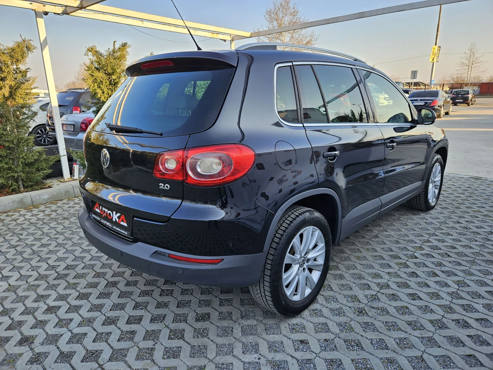 VW Tiguan 2.0TDI-140кс= АВТОМАТ= 4Х4= ПАНОРАМА= ПОДГРЕВ  - изображение 3