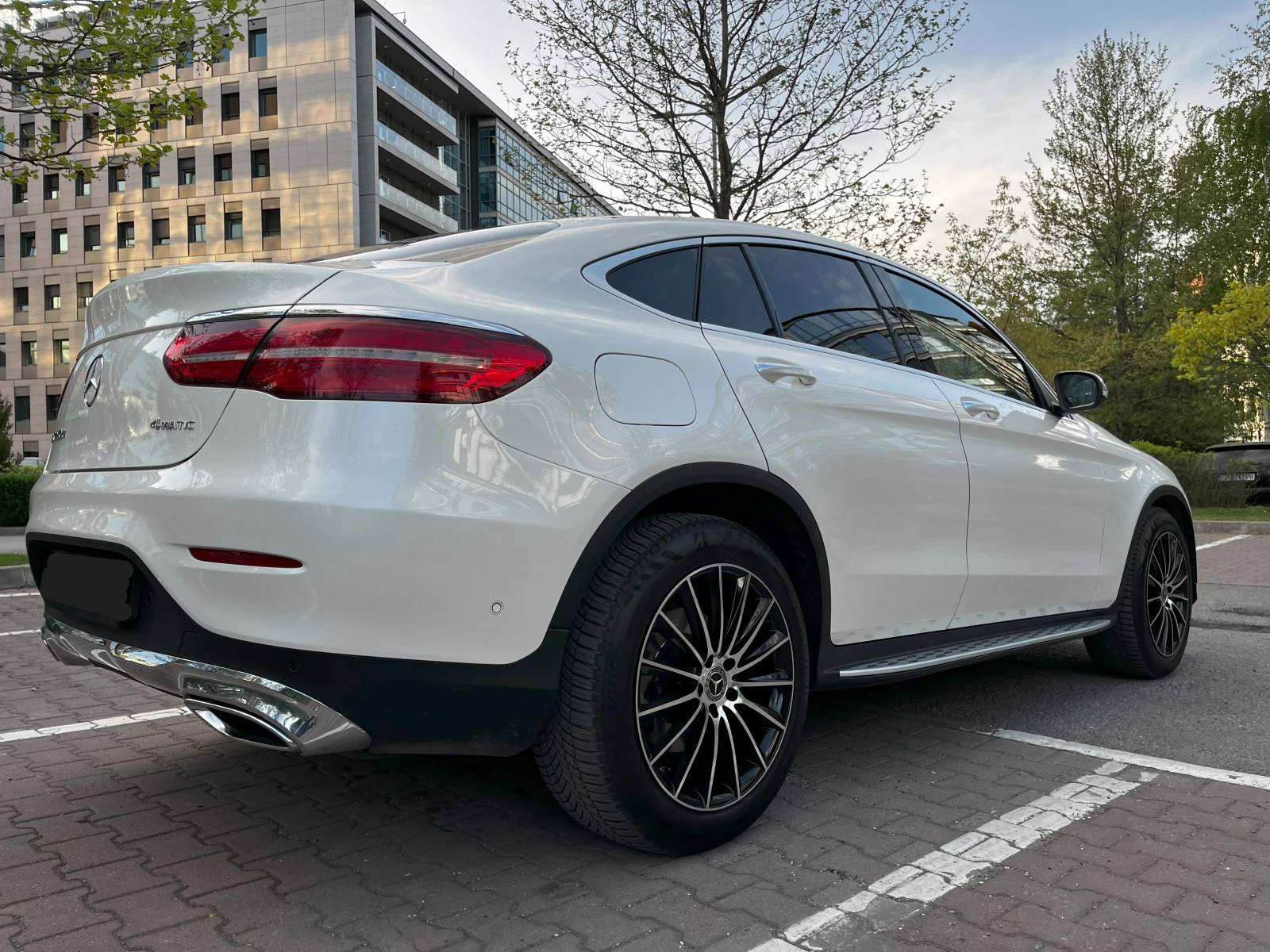 Mercedes-Benz GLC 220  - изображение 2