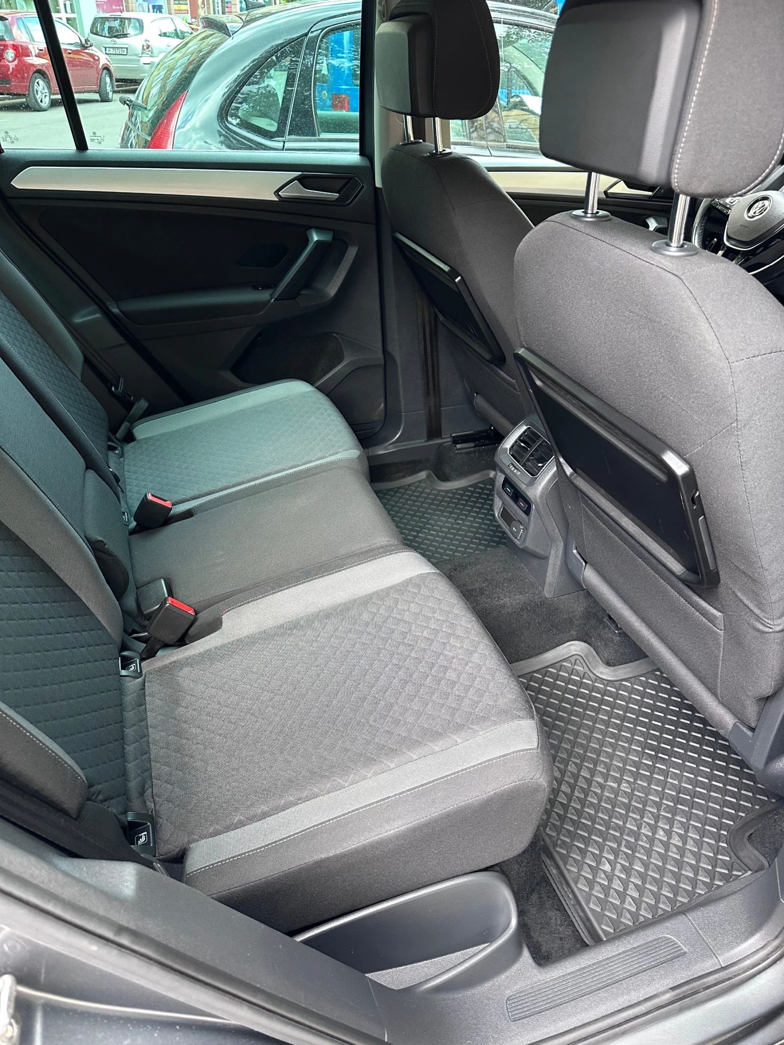 VW Tiguan 2.0TDI 7 DSG/ / Car Play/   | Mobile.bg   13