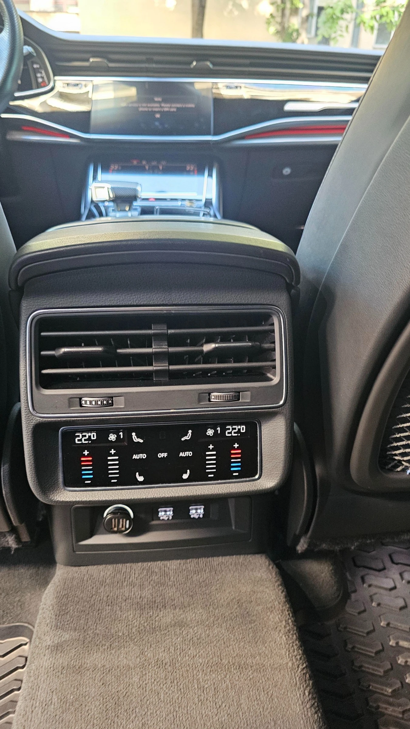 Audi SQ7 4.0 TDI V8, снимка 11 - Автомобили и джипове - 53651915