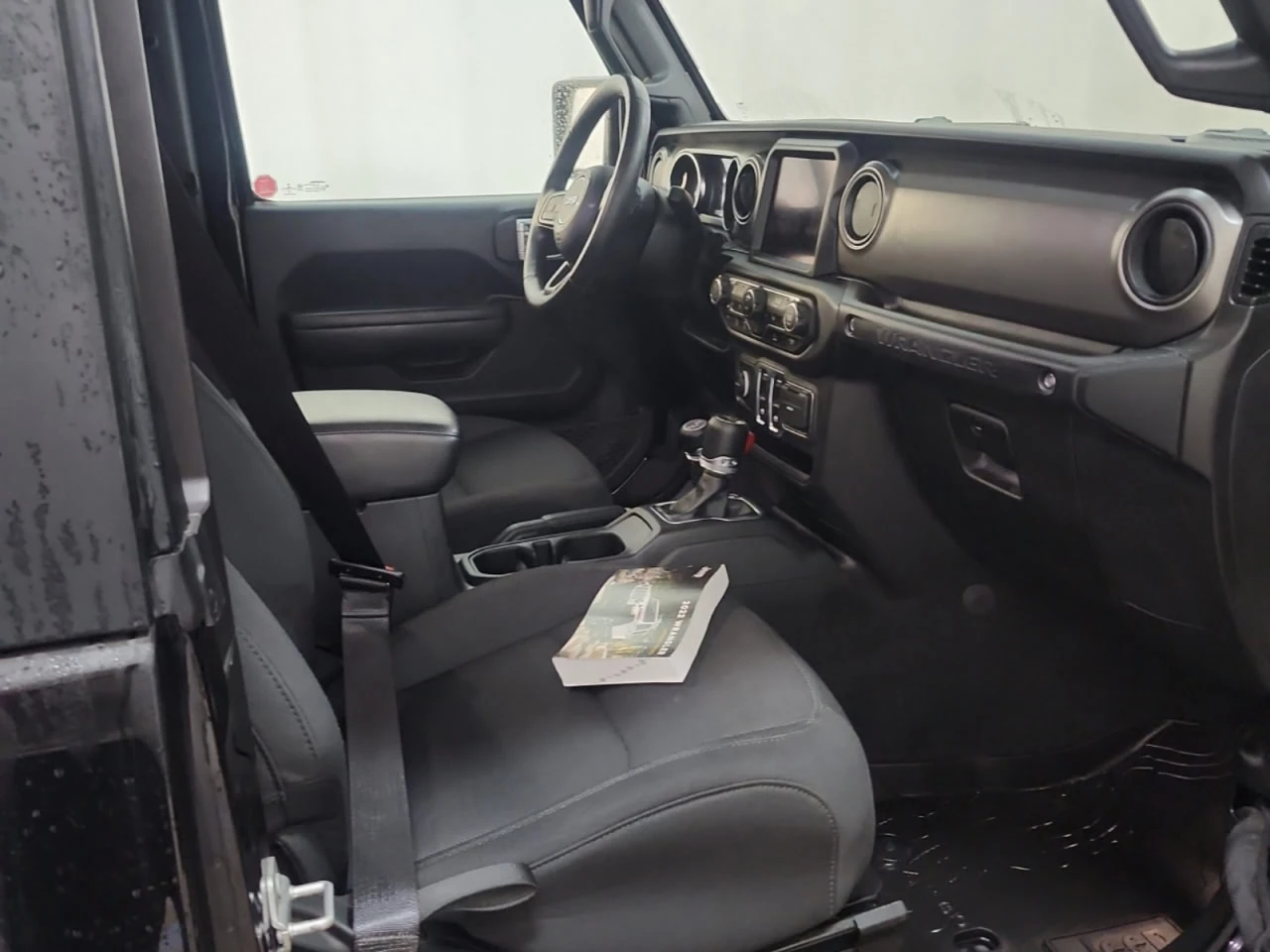 Jeep Wrangler *  *    *   *  | Mobile.bg   11