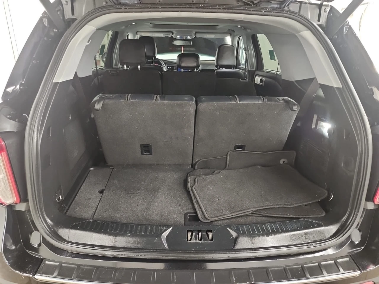 Ford Explorer *  *    *   *  | Mobile.bg   14