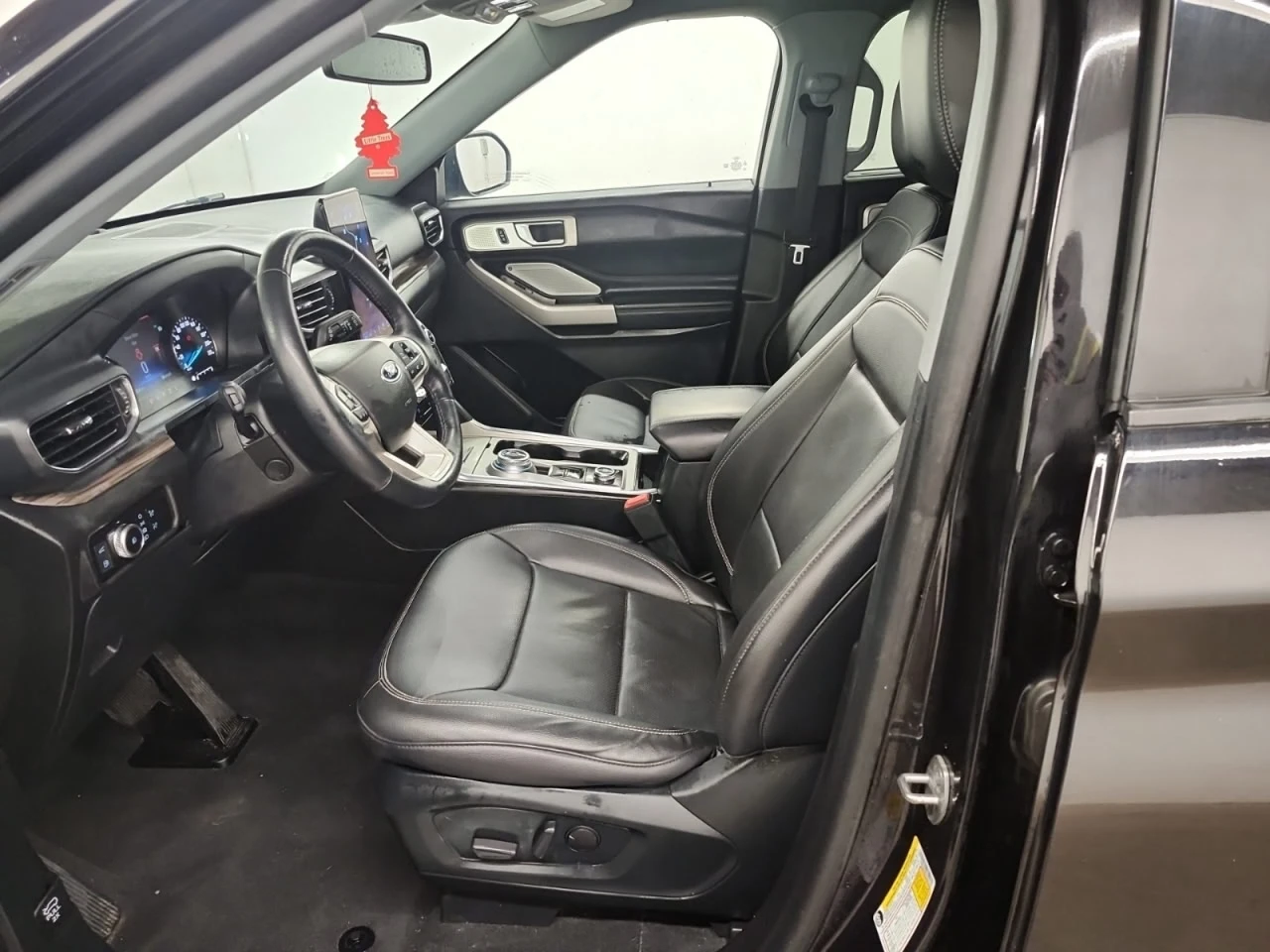 Ford Explorer * АВТО КРЕДИТ* ЦЕНА ДО БГ * Сервизна история *  - изображение 7