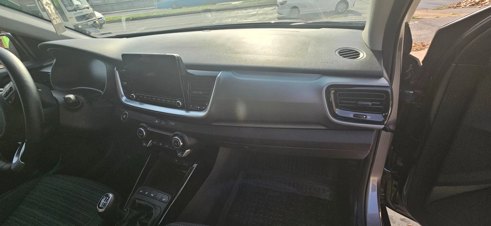 Kia Stonic  - изображение 7