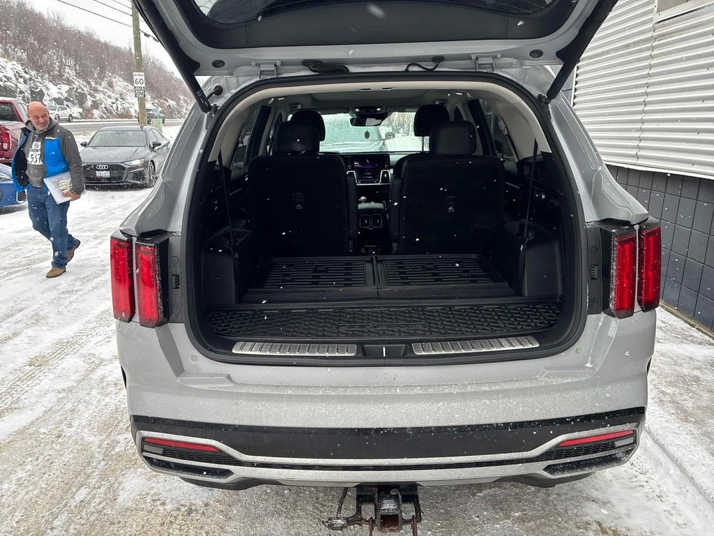 Kia Sorento SX  CARFAX | Mobile.bg   11