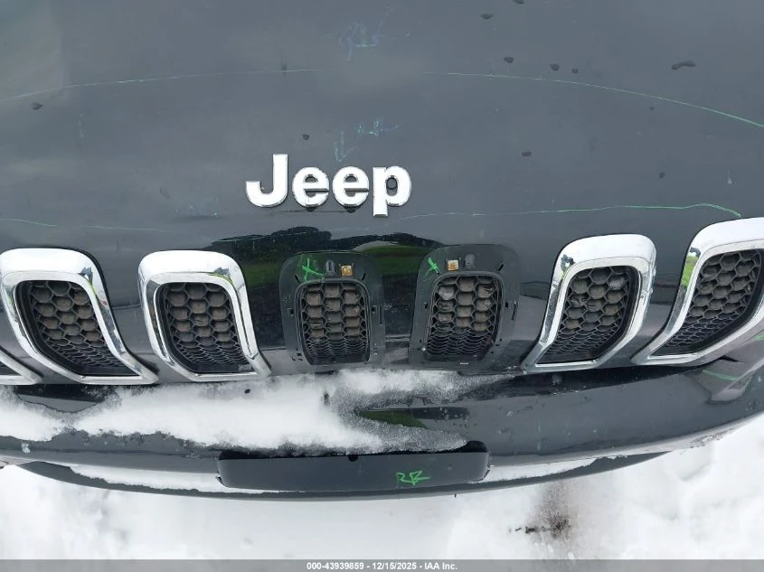 Jeep Cherokee 3.2L V-6 DOHC, 271HP 4X4 Drive - изображение 6