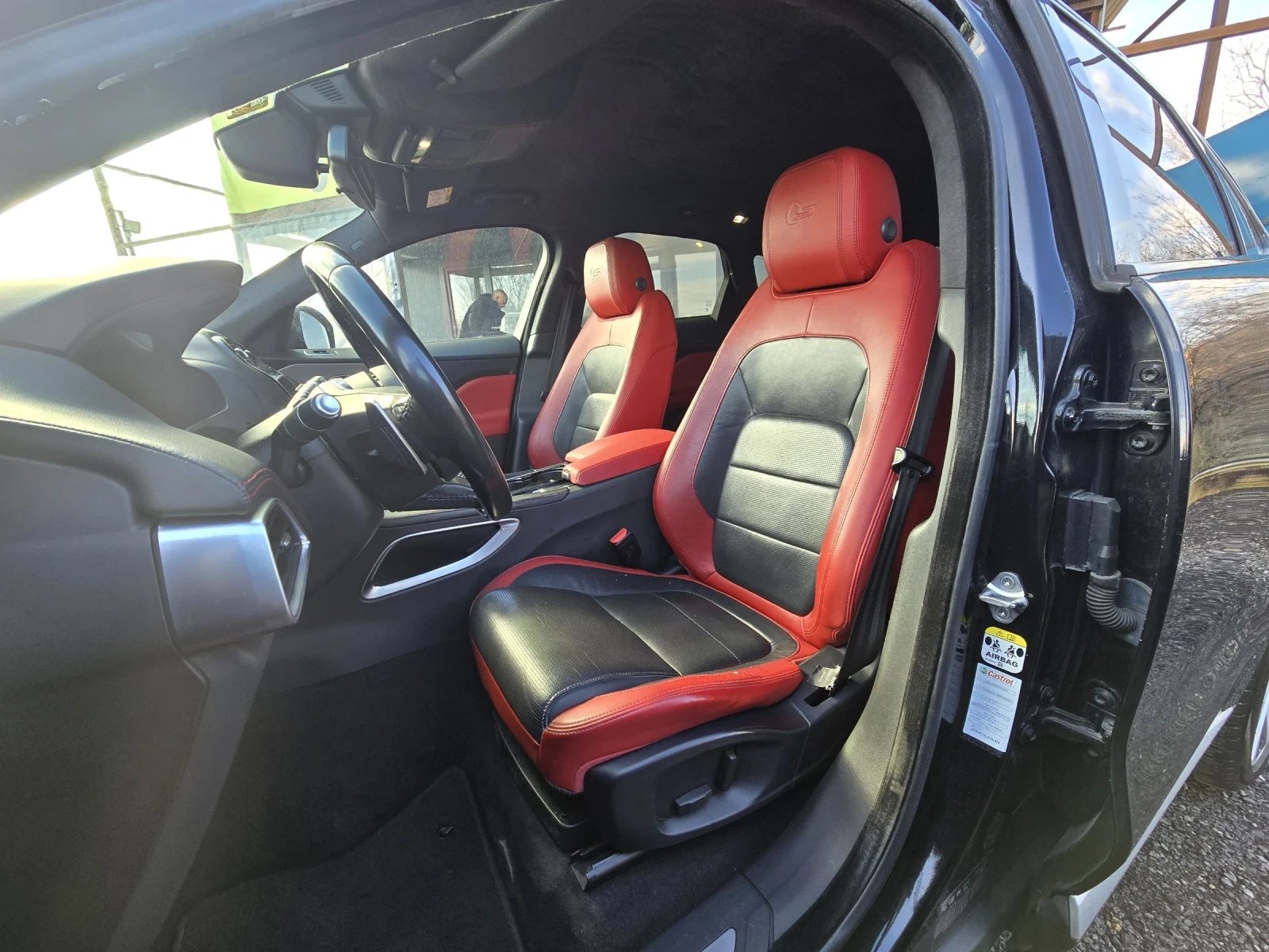 Jaguar F-PACE S/R-DYNAMIC/300 - изображение 8