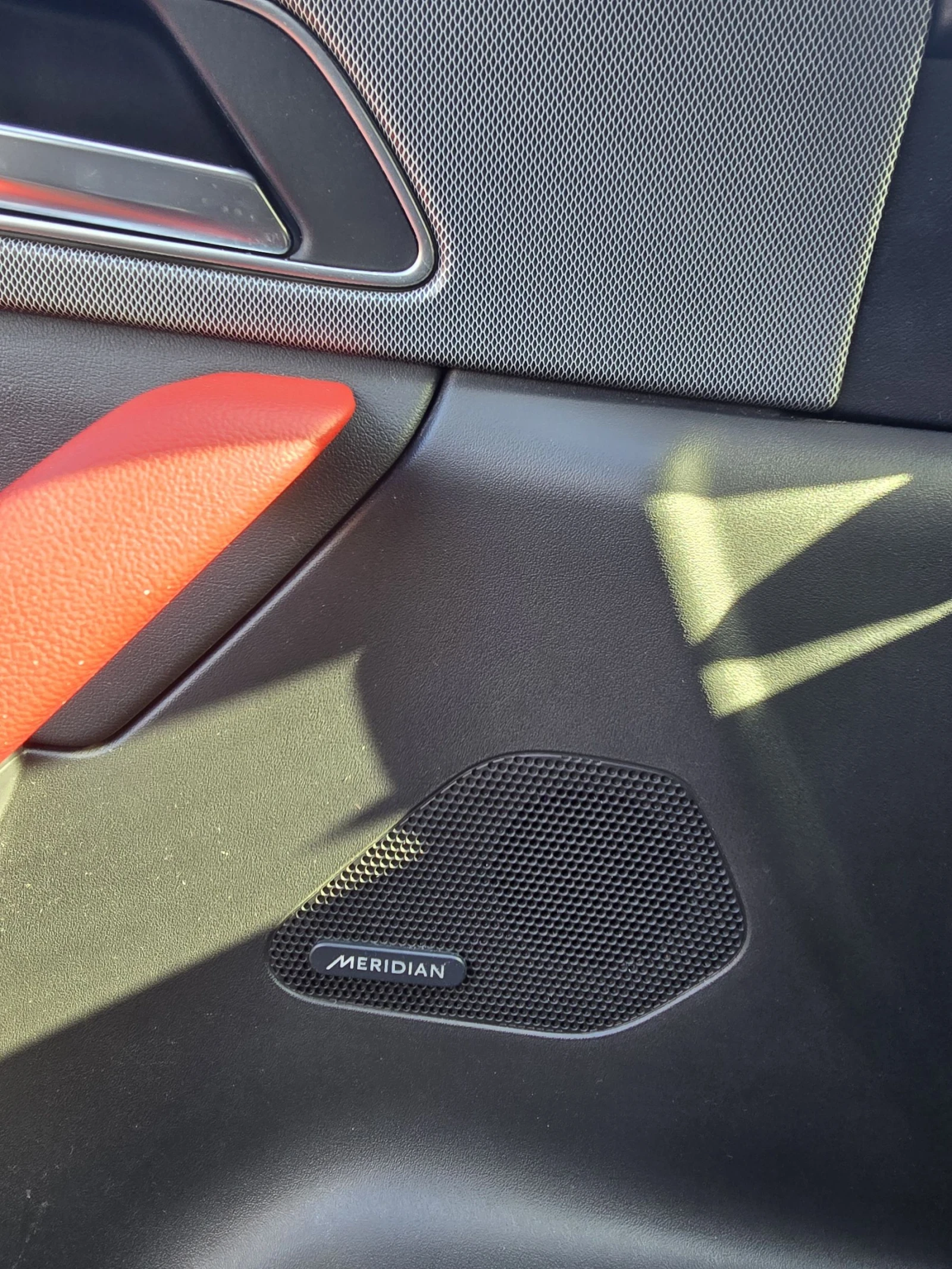 Jaguar F-PACE S/R-DYNAMIC/300 | Mobile.bg � ����������� 17