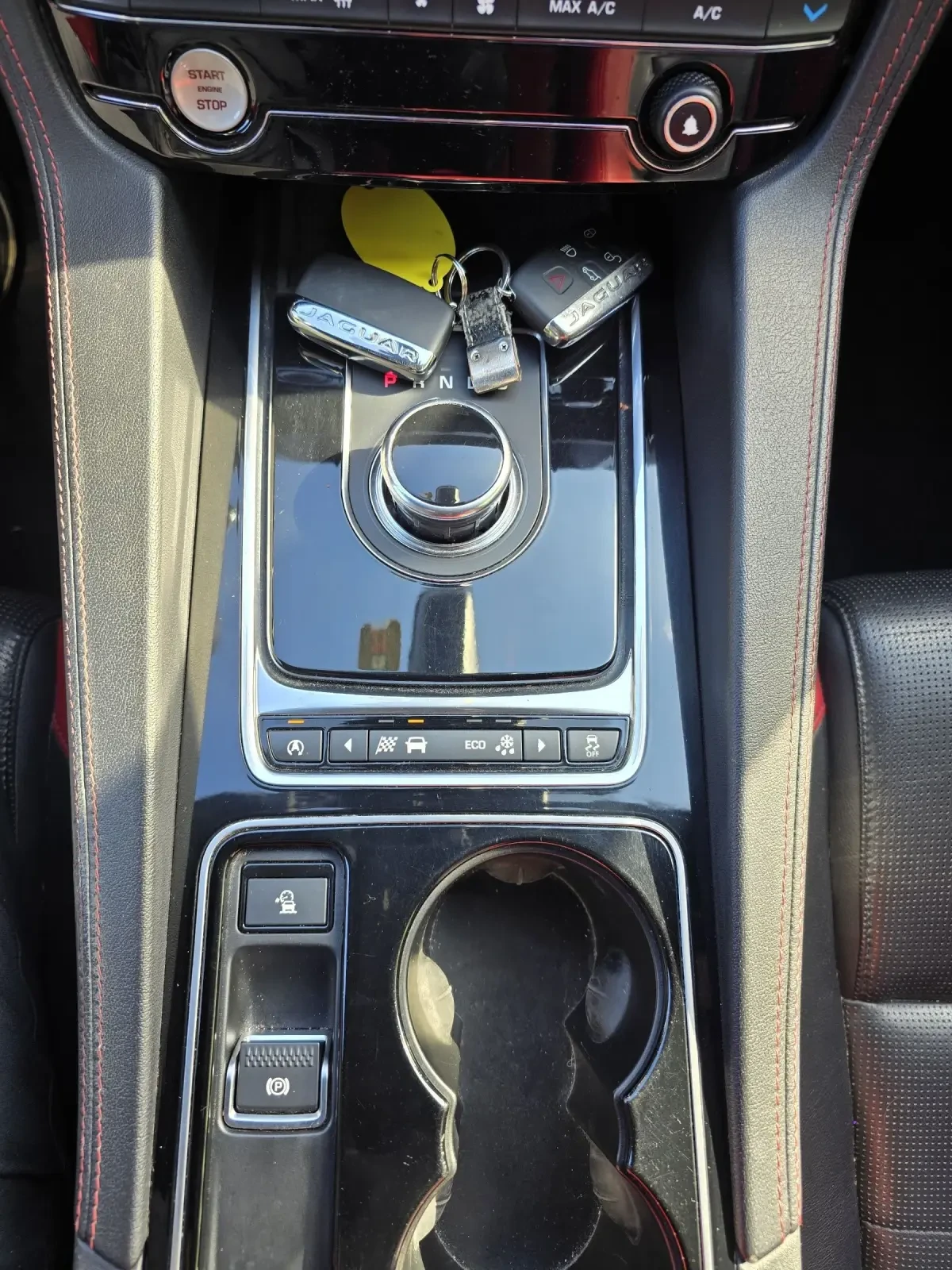 Jaguar F-PACE S/R-DYNAMIC/300 | Mobile.bg � ����������� 14