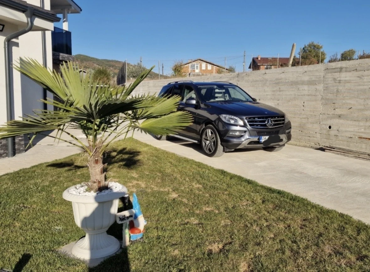 Mercedes-Benz ML 250 AMG, снимка 4 - Автомобили и джипове - 54149228