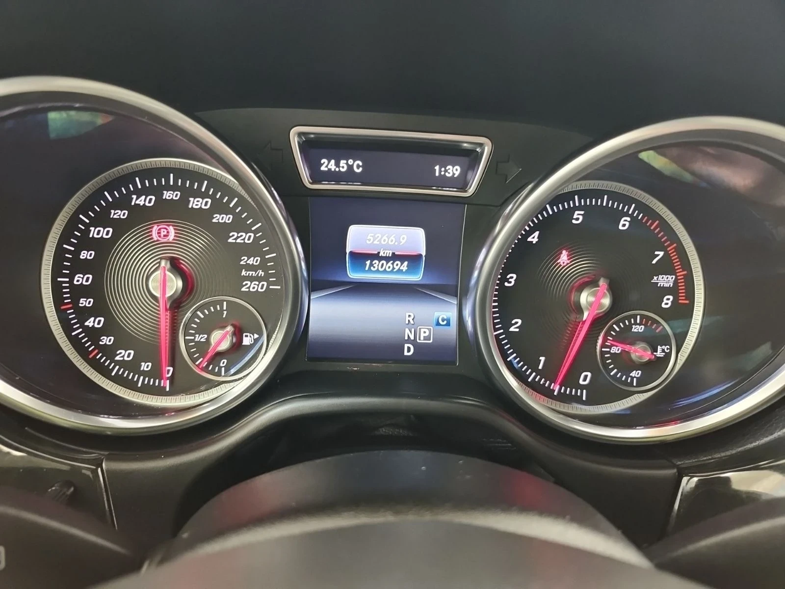 Mercedes-Benz GLE 400 2018 4Matic* AMG Line * Pano* Blind Spot, снимка 10 - Автомобили и джипове - 54679164