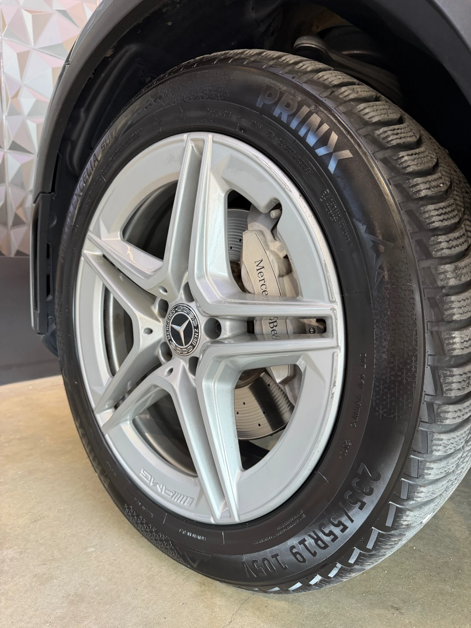 Mercedes-Benz GLC 220 d 4 MATIC * AMG * ПАНОРАМА * КАМЕРА * , снимка 15 - Автомобили и джипове - 54870551