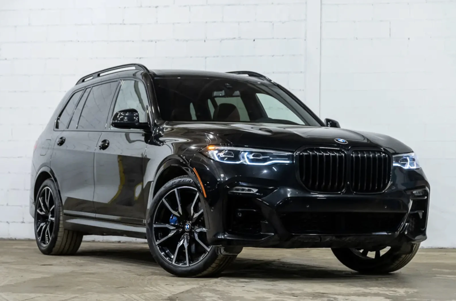 BMW X7 4.0i M Indiv. 63хил.km, снимка 2 - Автомобили и джипове - 55408410
