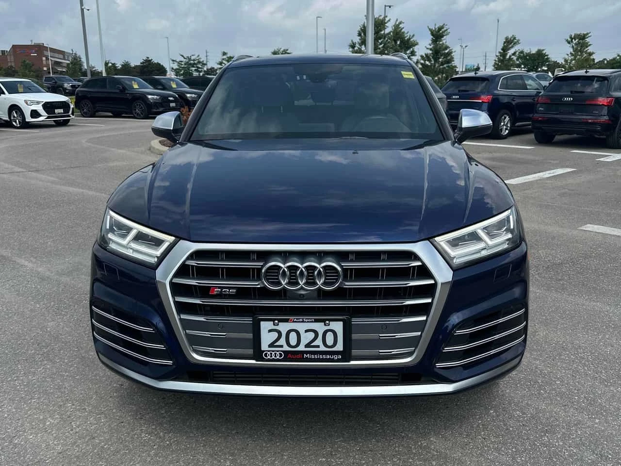 Audi SQ5 Technik | CARFAX | АВТОКРЕДИТ БЕЗ ПЪРВОНАЧАЛНА , снимка 2 - Автомобили и джипове - 55601602