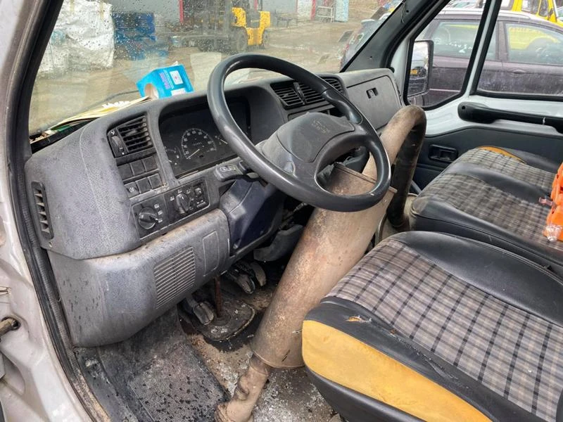 Peugeot Boxer 2.5 TDI, снимка 5 - Бусове и автобуси - 41992277