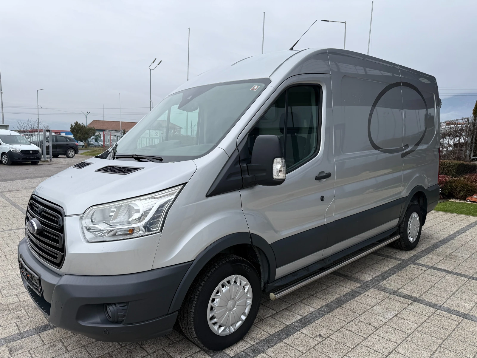 Ford Transit 2.2TDCI Климатик L2H2  - изображение 4