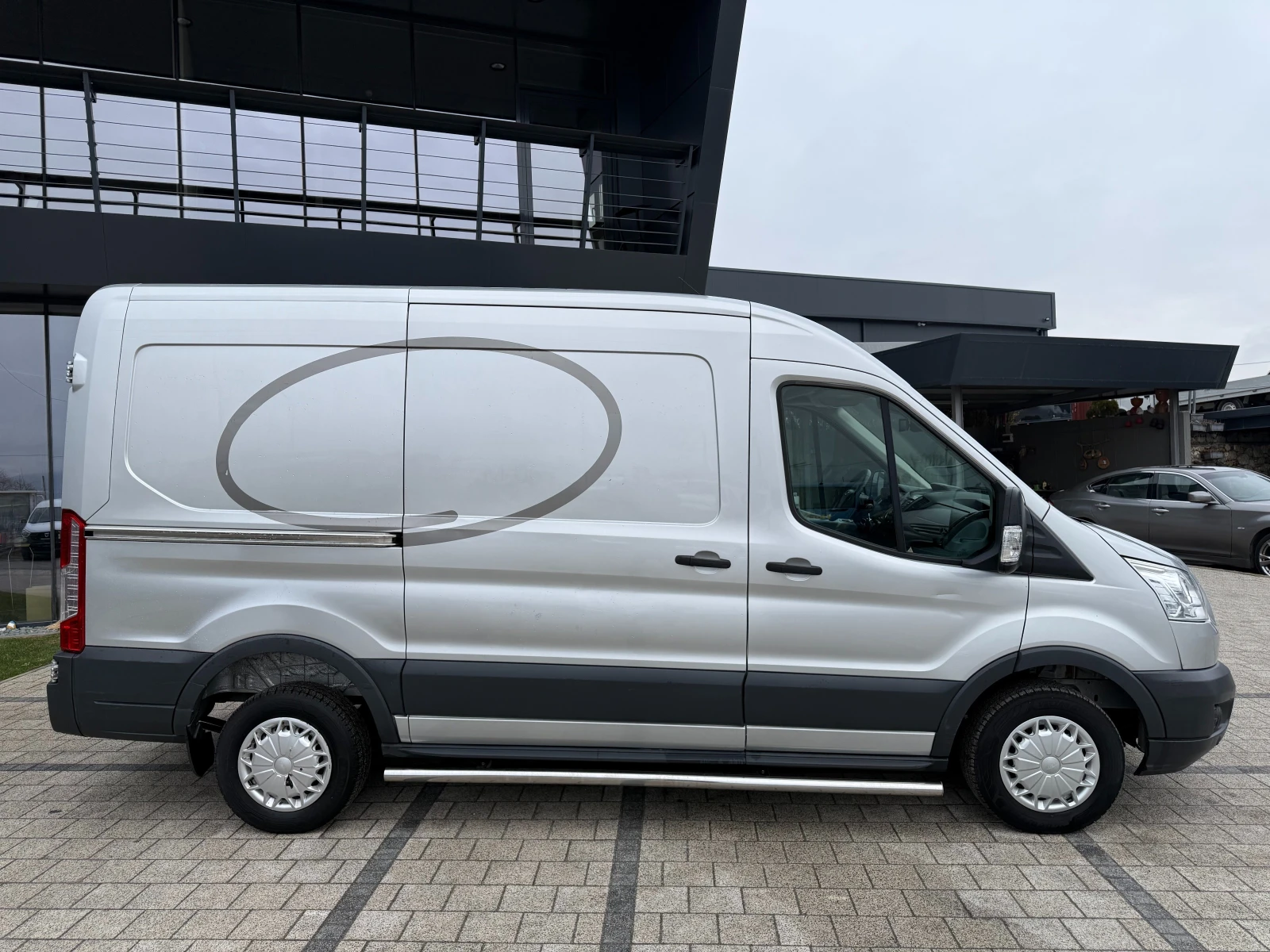 Ford Transit 2.2TDCI Климатик L2H2  - изображение 8