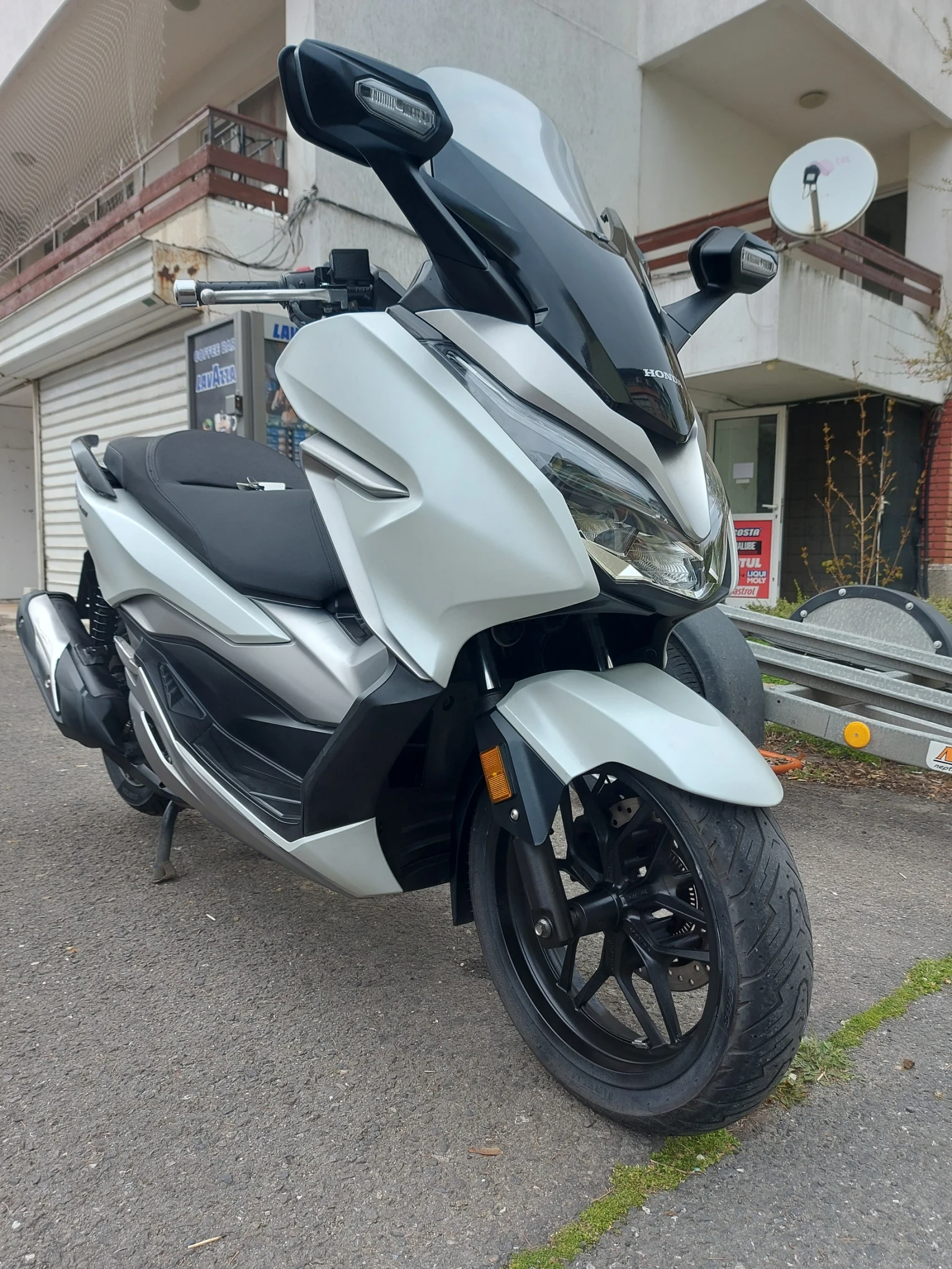 Honda Forza Forza 300i ABS, TC, Keyless , снимка 2 - Мотоциклети и мототехника - 54169569