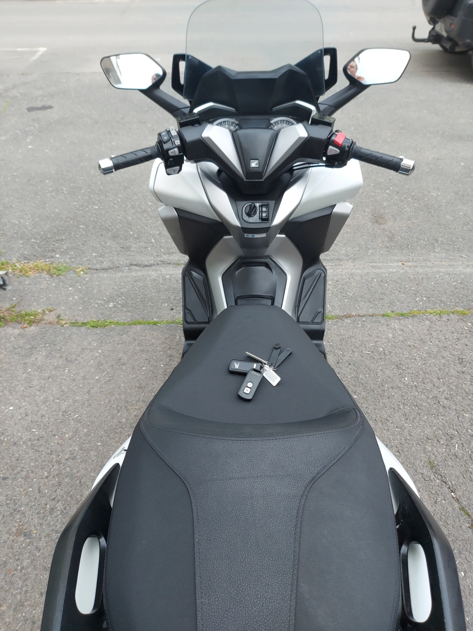 Honda Forza Forza 300i ABS, TC, Keyless , снимка 8 - Мотоциклети и мототехника - 54169569