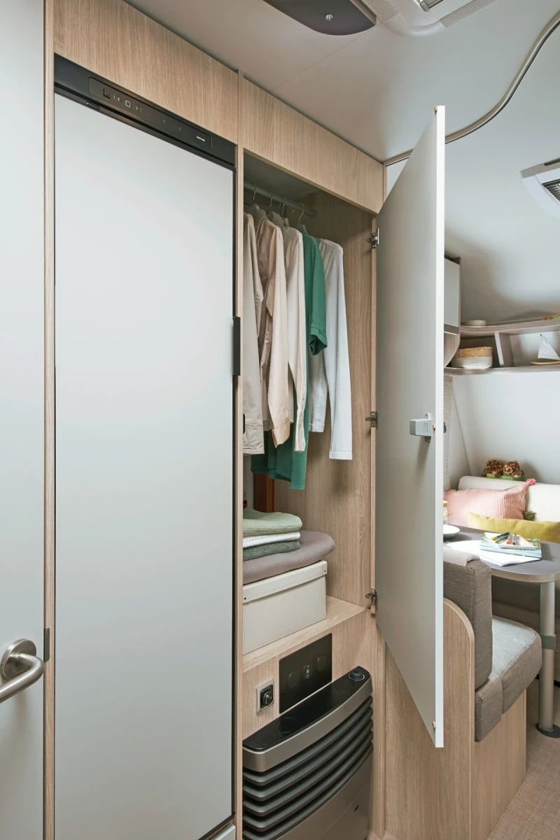 Каравана Burstner Premio plus 510 tk, снимка 5 - Каравани и кемпери - 52599222