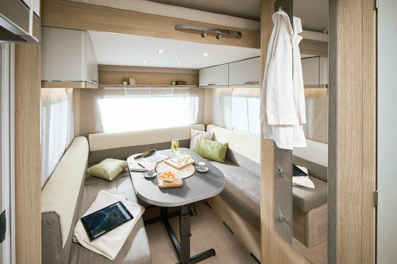 Каравана Burstner Premio plus 510 tk, снимка 4 - Каравани и кемпери - 52599222