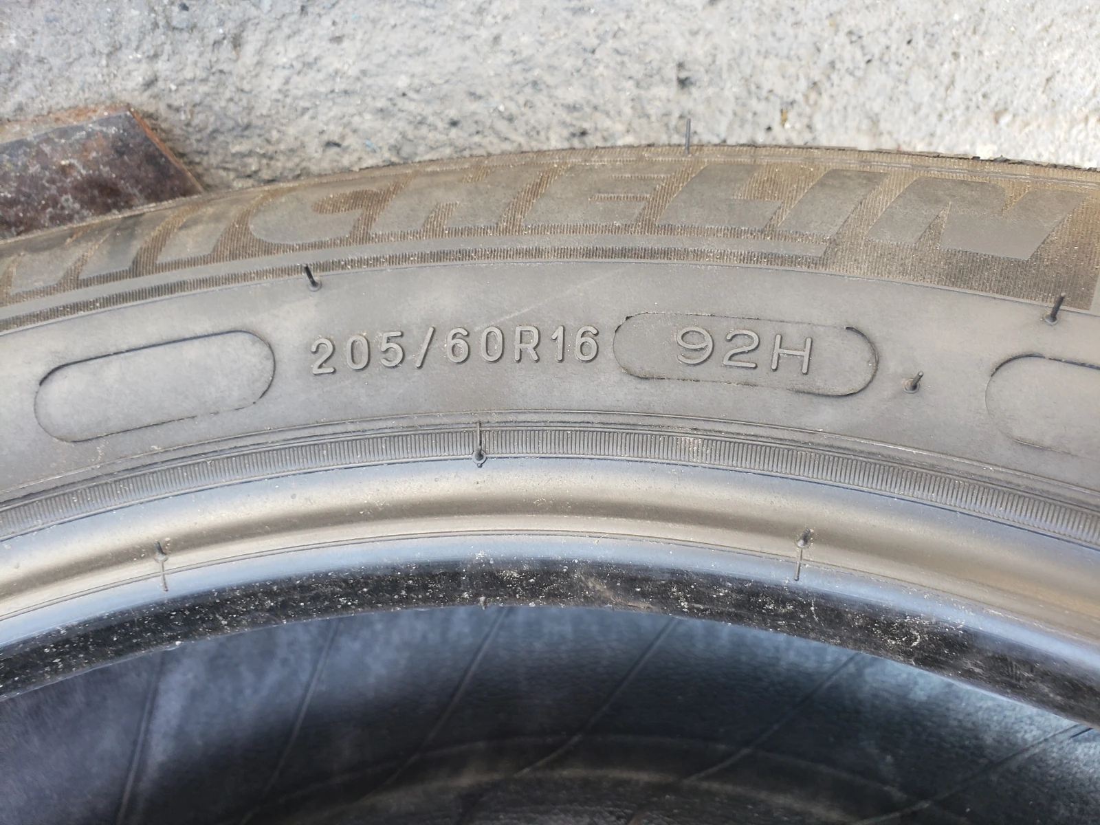 Гуми Летни 205/60R16, снимка 5 - Гуми и джанти - 54491364