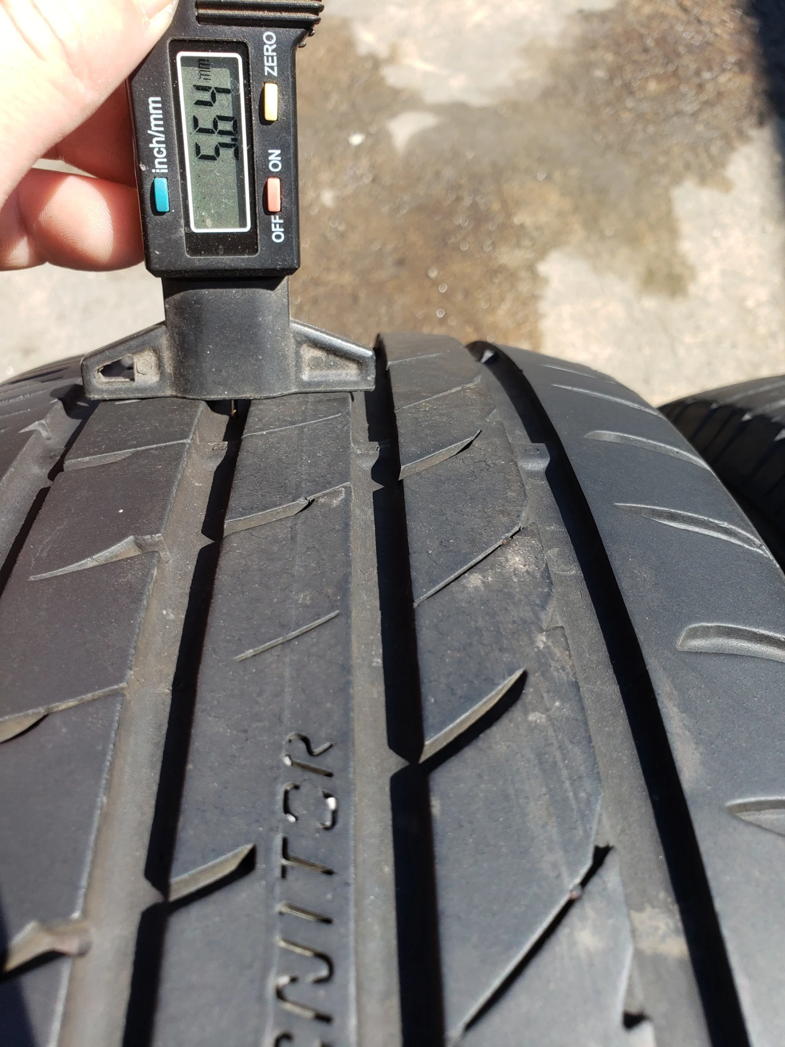 Гуми Летни 205/60R16, снимка 7 - Гуми и джанти - 54491364