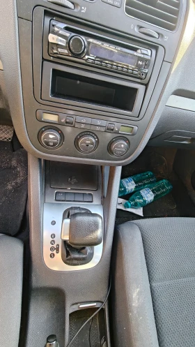 VW Golf 5 1.6 FSI 115 k.c., снимка 7