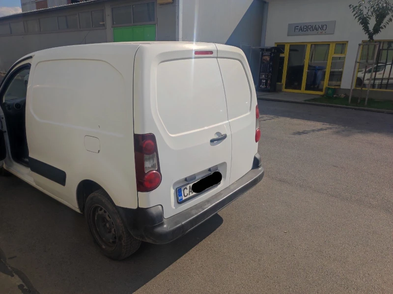 Citroen Berlingo 1.6 HDI, снимка 4 - Автомобили и джипове - 47602686