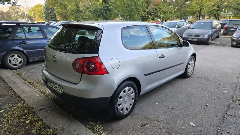 VW Golf, снимка 4 - Автомобили и джипове - 47624340