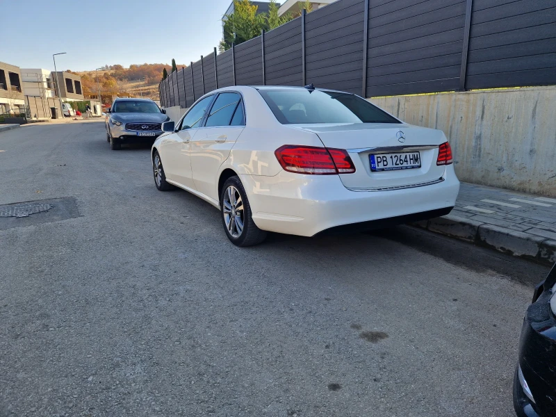 Mercedes-Benz E 200, снимка 6 - Автомобили и джипове - 48081474