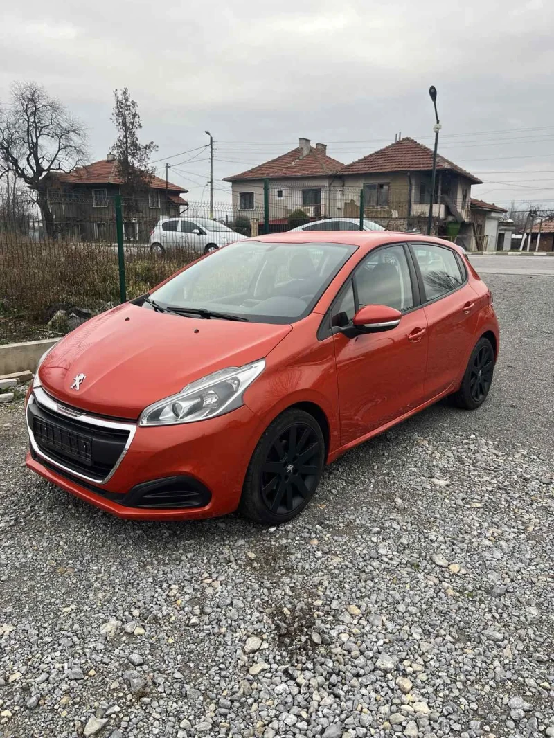 Peugeot 208 1.2 i euro6, снимка 1 - Автомобили и джипове - 48129707