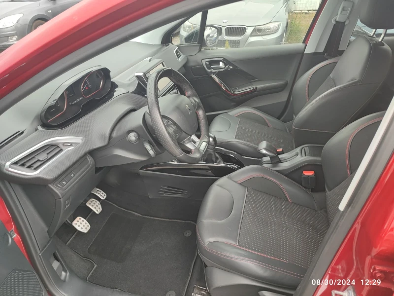 Peugeot 2008 1.2 e-THP GT Line, снимка 8 - Автомобили и джипове - 48238004