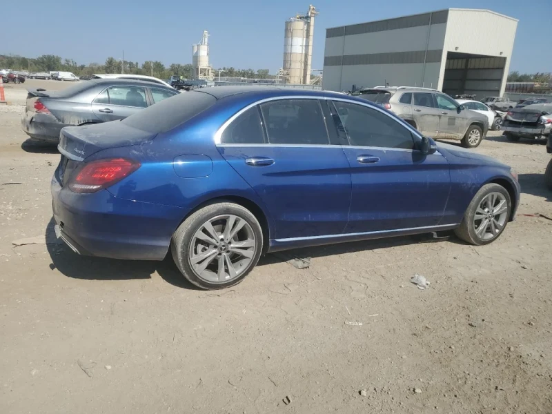 Mercedes-Benz C 300, снимка 4 - Автомобили и джипове - 48806769