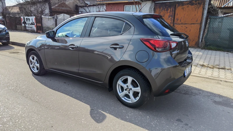 Mazda 2 1.5, снимка 4 - Автомобили и джипове - 49034838