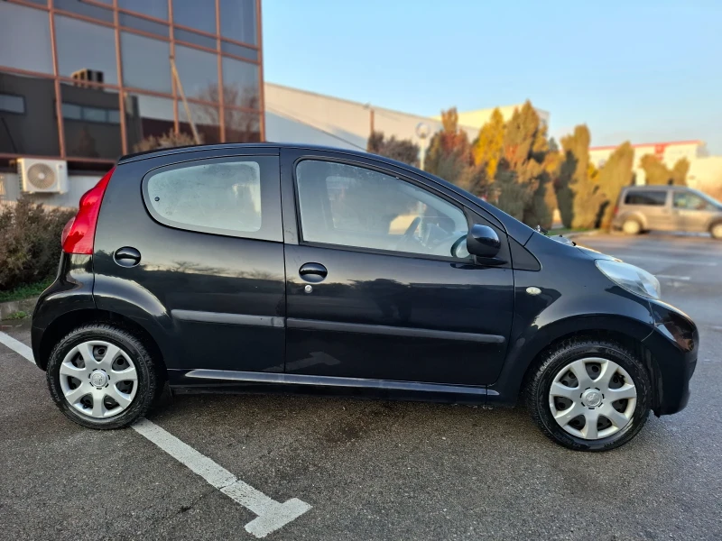 Peugeot 107 1.0i 68hp * КЛИМАТИК * EURO 4 * ЛИЗИНГ * , снимка 8 - Автомобили и джипове - 49336837