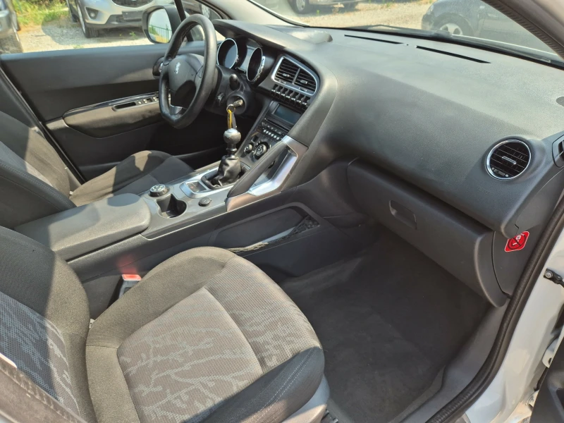 Peugeot 3008 1.6 hdi 108к италия, снимка 13 - Автомобили и джипове - 51037702