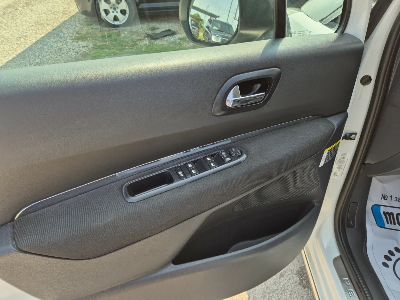 Peugeot 3008 1.6 hdi 108к италия, снимка 9 - Автомобили и джипове - 51037702