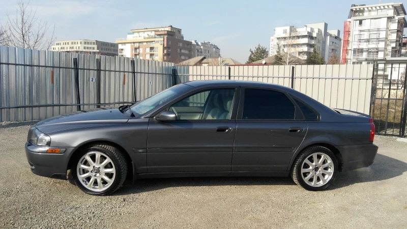 Volvo S80 2.5T Ръчна, снимка 4 - Автомобили и джипове - 51488978